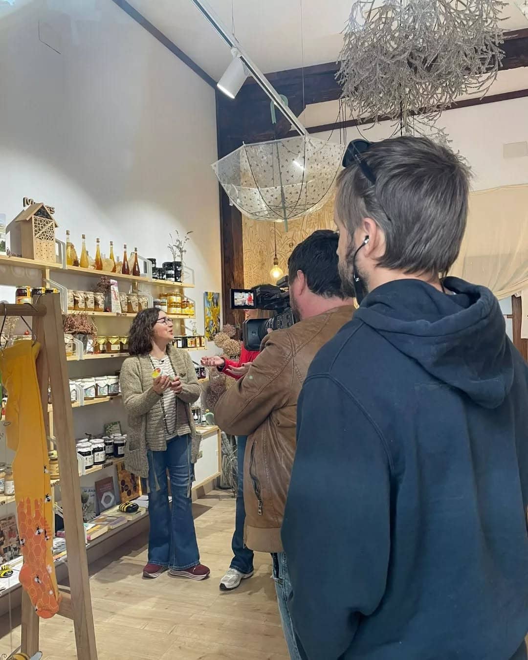 Divulgación Mielería Secretos de abejas Cantabria