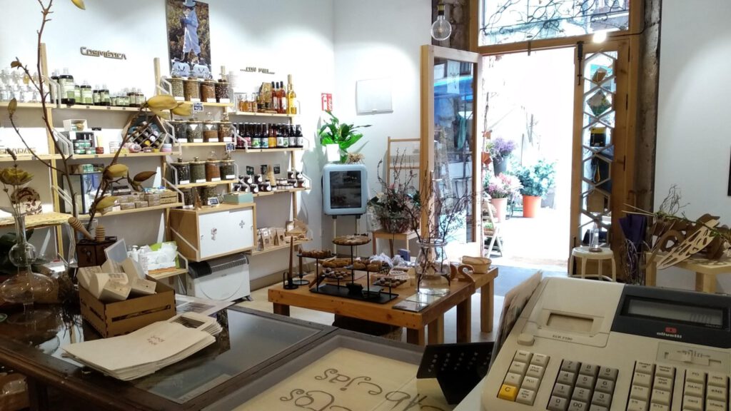 Interior Tienda Secretos de Abejas